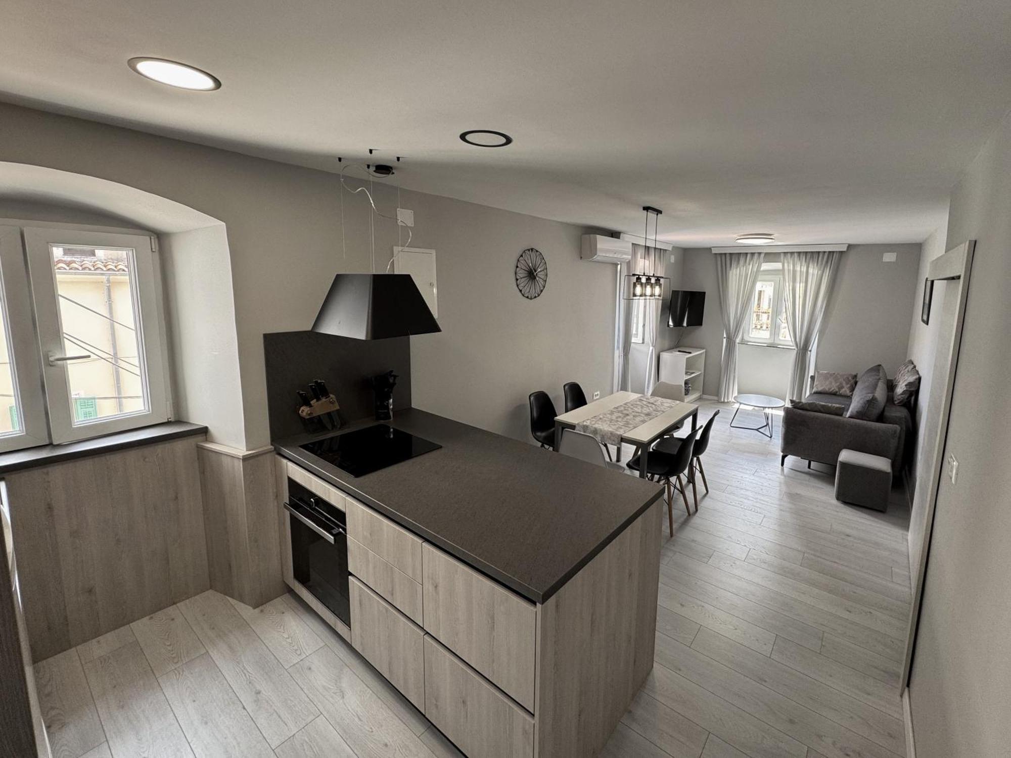 Apartman Jadreskic Мощеничка-Драга Экстерьер фото